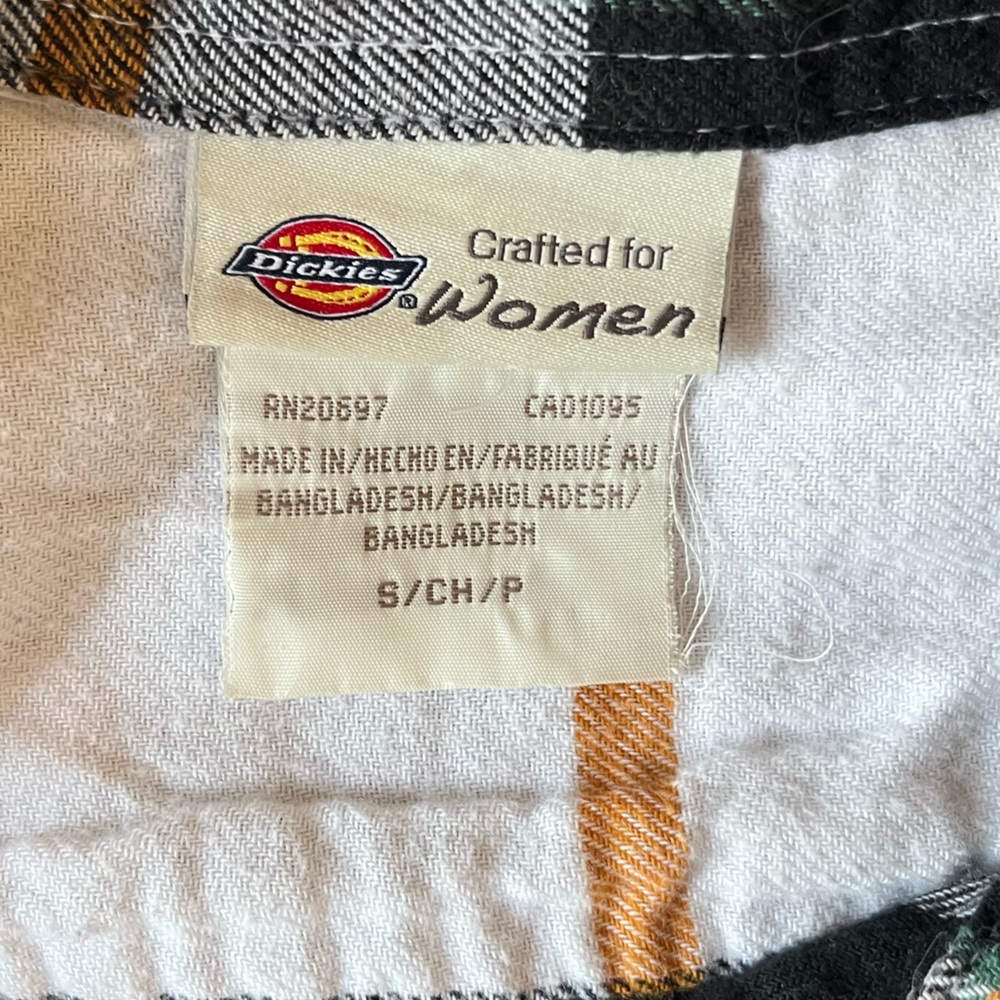 Dickies vintage woman’s flannel plaid Button Down Shirt size S - Picture 11 of 12
